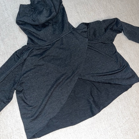 Gymshark Cross Back Open Back Semi Cropped Lightweight Hoodie - Picture 9 of 9